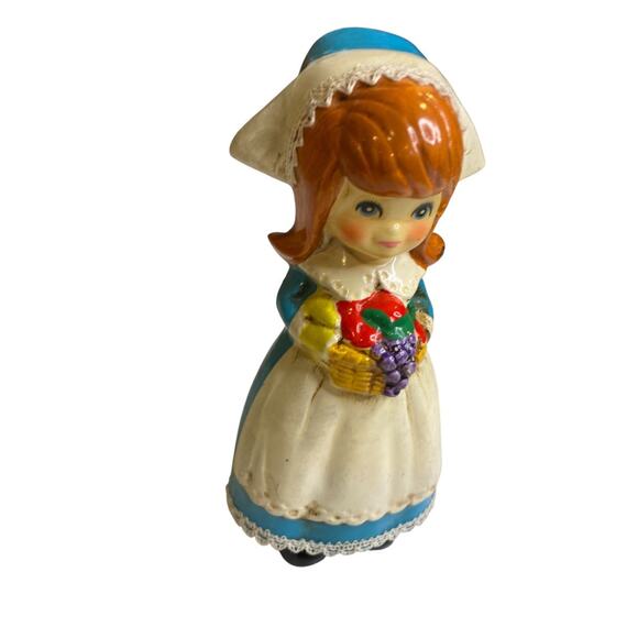 Vintage Napco Japan Papier Mache Pilgrim Girl Figurine M-8228 6" - Picture 2 of 7